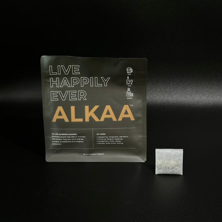 pouch of filtering sachets on black background showing one classic in foreground.